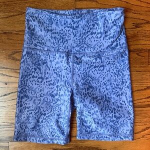 Stylish Blue Leopard Print Women's Shorts